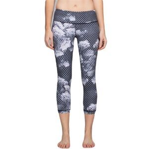 Lululemon Wunder Under Crop II *Full-On Luon